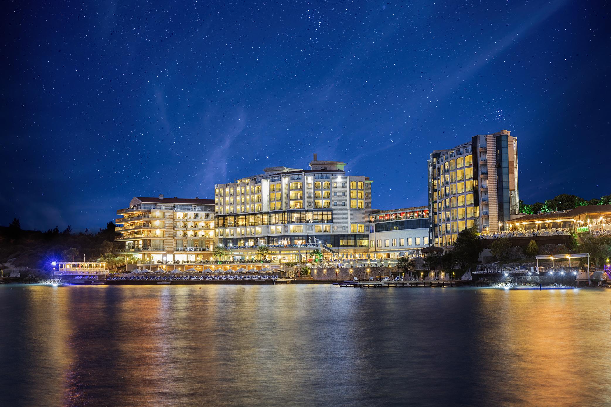 Charisma De Luxe Hotel Kusadasi Exterior photo