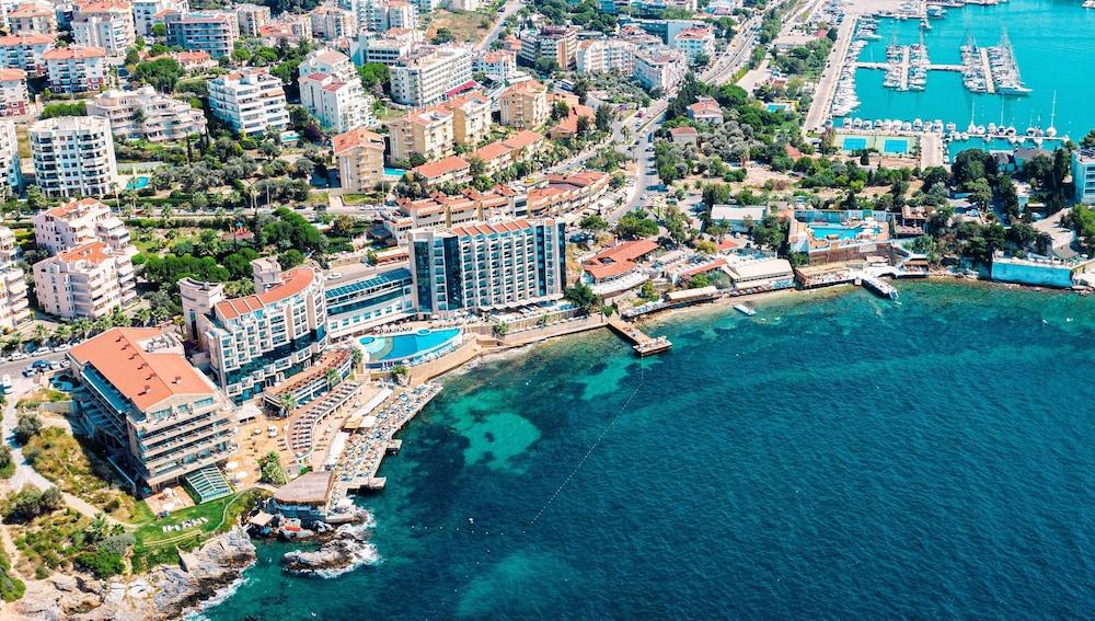 Charisma De Luxe Hotel Kusadasi Exterior photo